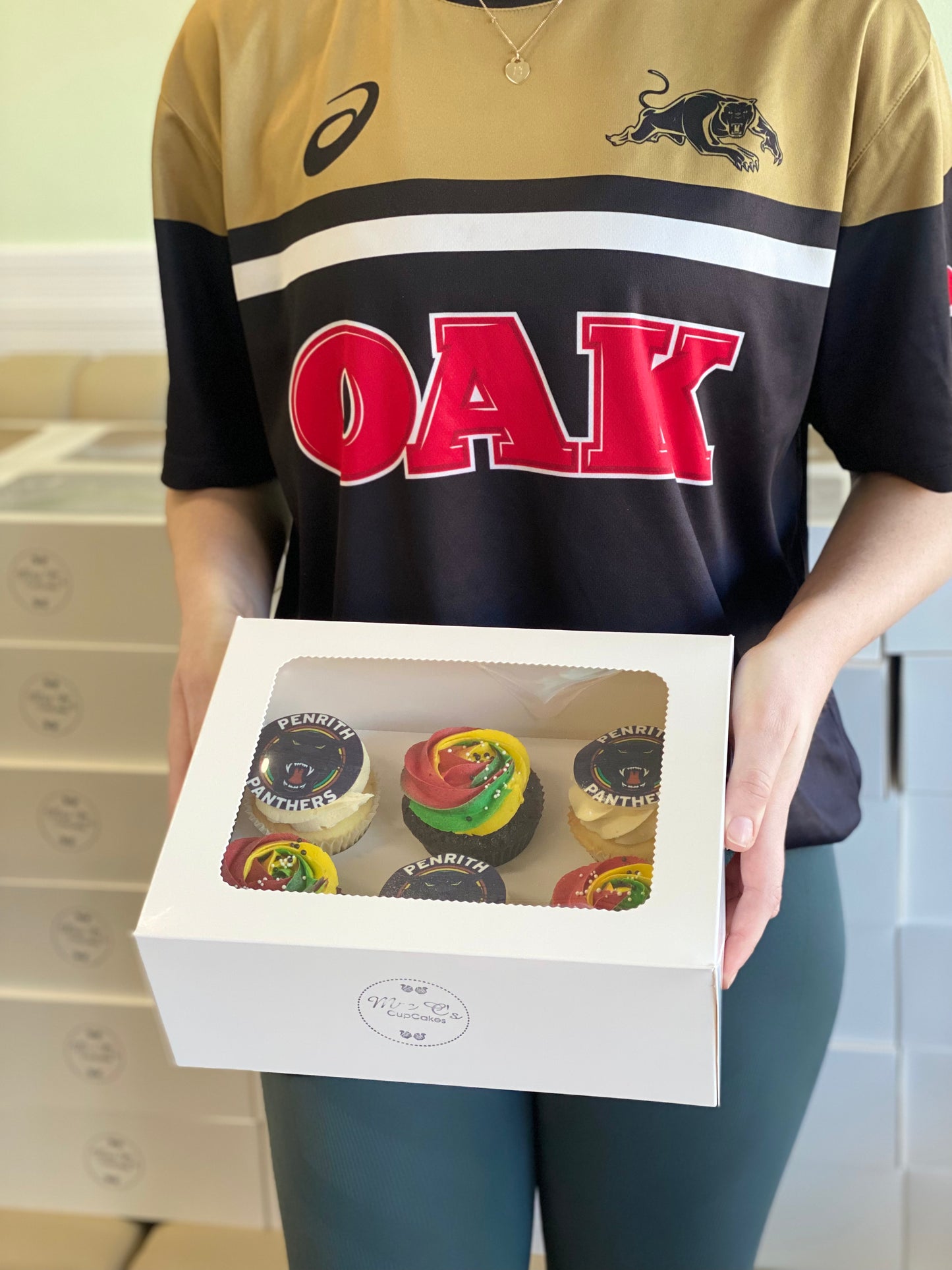 Penrith Panthers Cupcakes