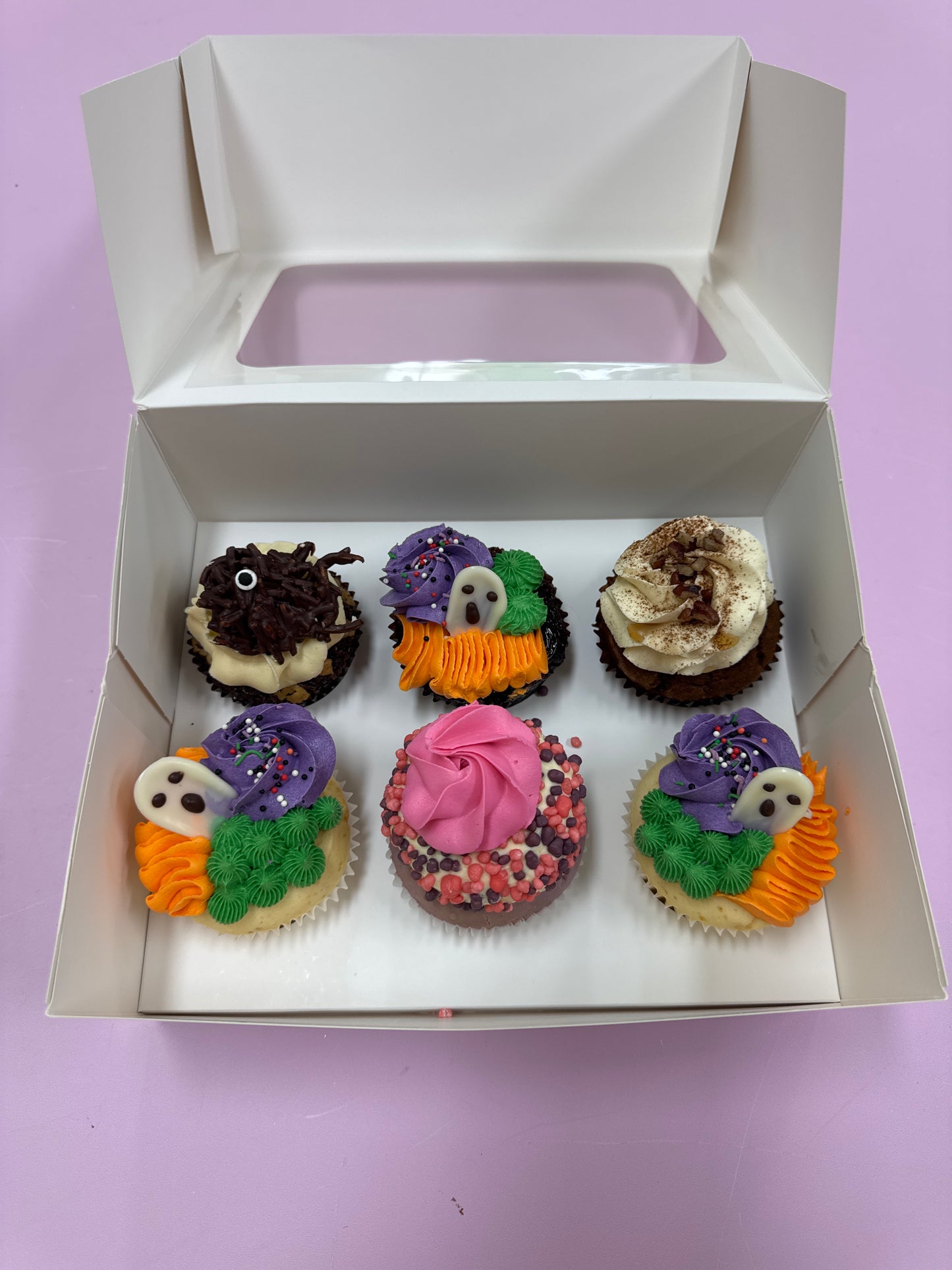Spooktacular Halloween Cupcakes