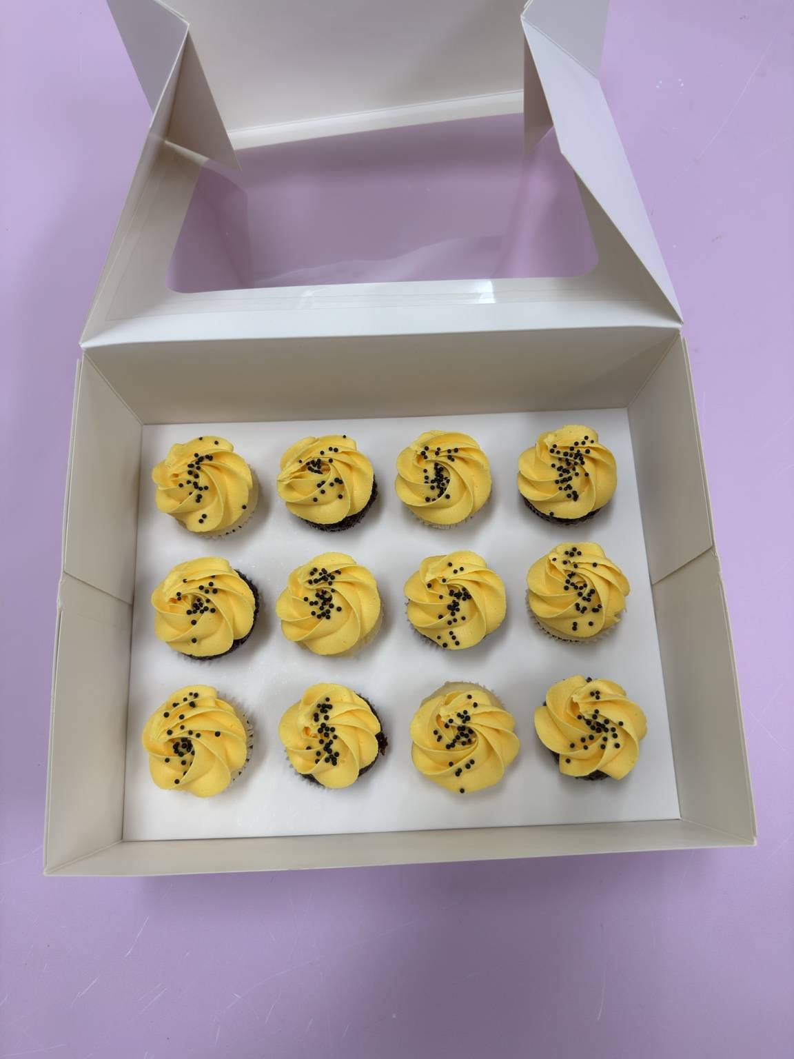 R U OK? Cupcakes