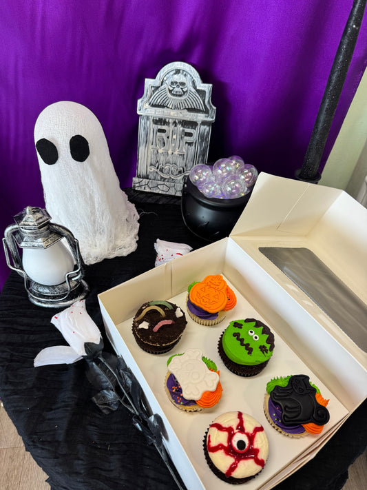 Spooktacular Halloween Cupcakes