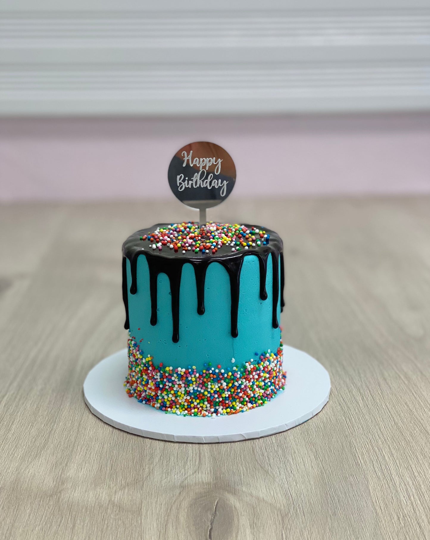 100's & 1000's chocolate drip Cake