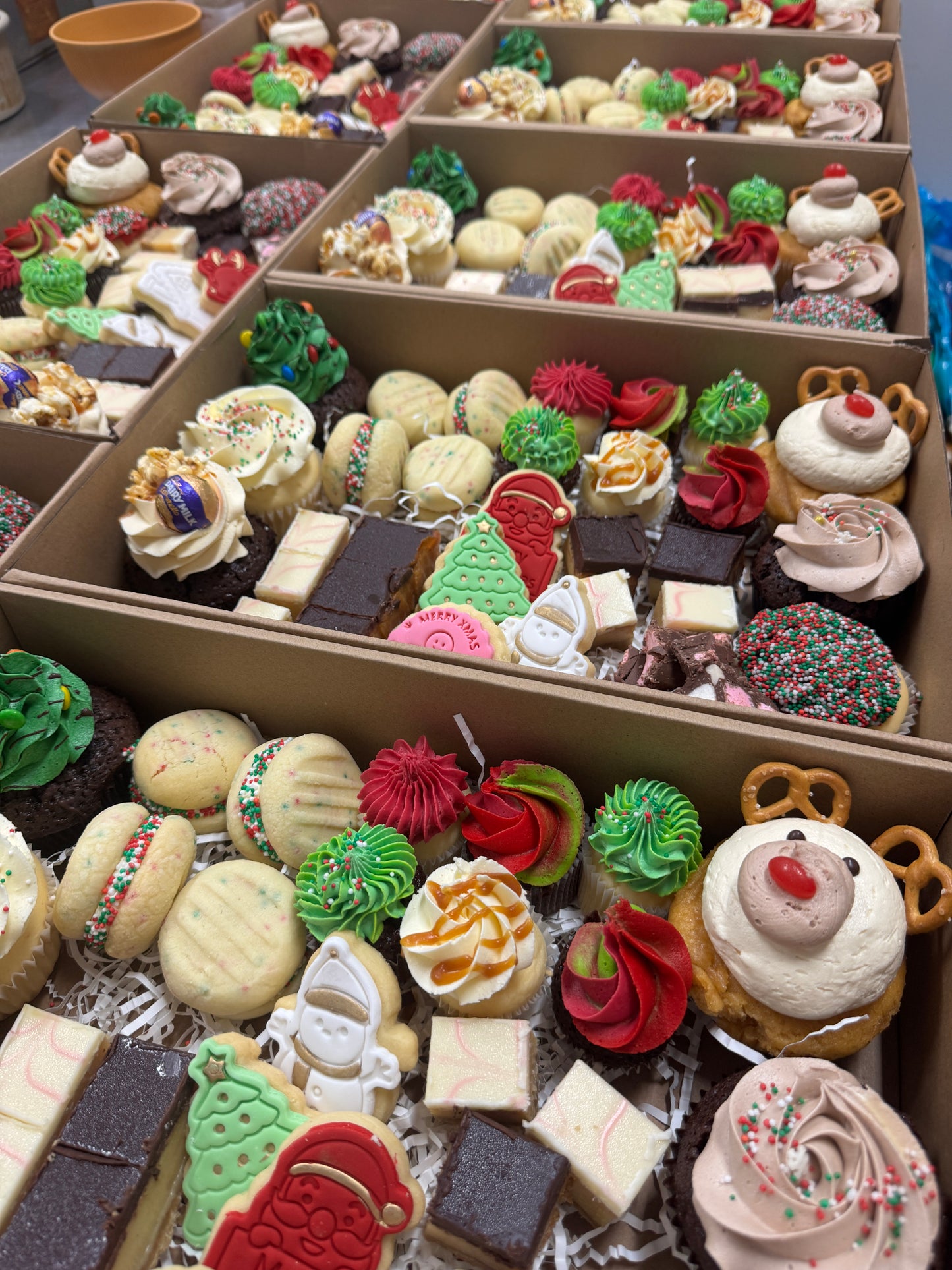 Mixed Christmas Sweet Treat Box